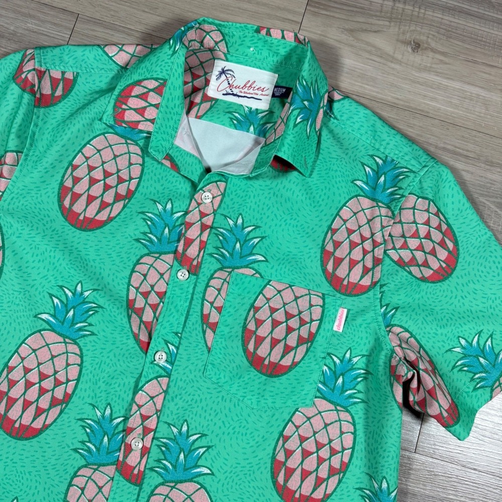 Chubbies Pineapple Print Performance Button Up Sh… - image 1